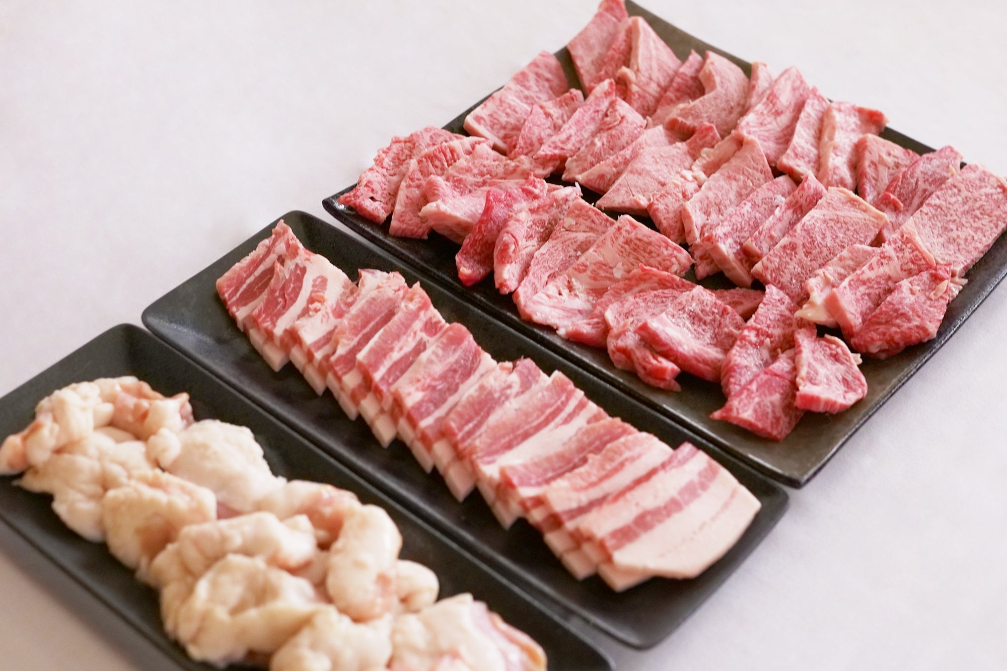 【肉のまるまさ】和牛焼肉セット(和牛500g・黒毛和牛ホルモン300g・奥豊後豚バラ200g)